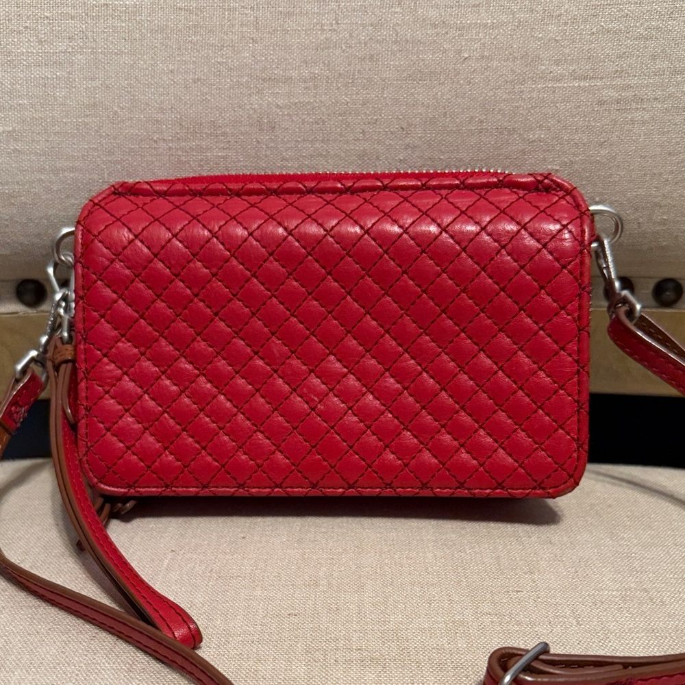 Vera Bradley Gallatin Leather Cardinal Red RFID All in One Crossbody Purse